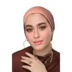 عدسات Bassia Brown من فريش ليدي بلون بني طبيعي