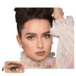 عدسات ناتشورال كور جاد على العين