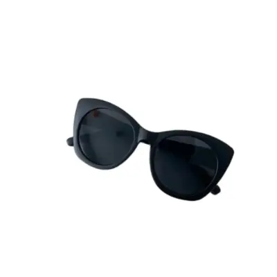 نظارات أطفال شي إن تصميم عين القطة بعدسات داكنة