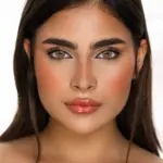 "Tender Hazel عدسات بنية بندق ثلاثية النغمات"