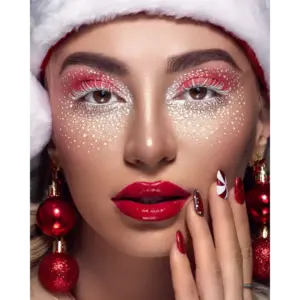 منتجات الشفاه والأظافر